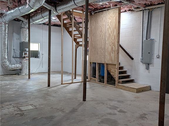 5th image of 164 Glade Creek Road