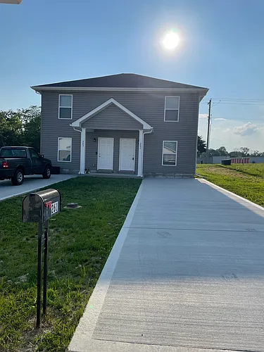 261 West Ave Photo 1