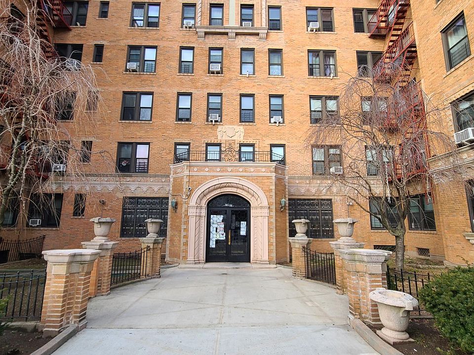 1st image of 3614 165th St APT 5ES