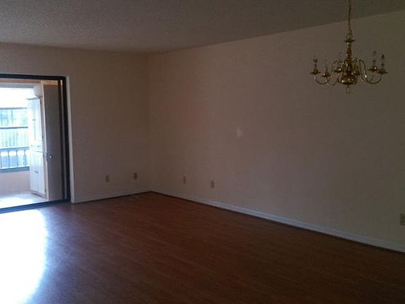 3rd image of 2400 Winding Creek Blvd APT 13-201