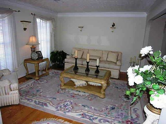 2nd image of 3845 Fryeburg Ln