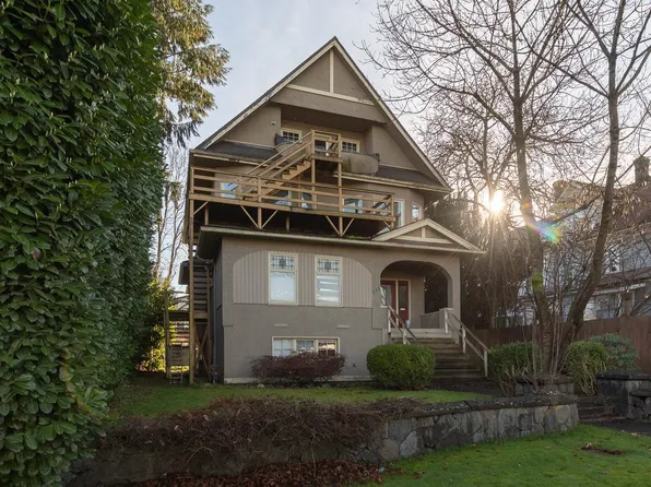 236 W 12th Ave, Vancouver, BC V5Y 1T8