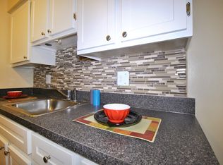 25885 Village Green Blvd APT 304, Harrison Township, MI 48045