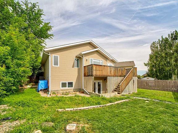 5th image of 187 Cowichan Ct W
