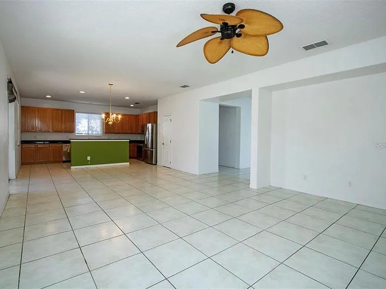 1412 Blackwater Pond Dr — Photo 5