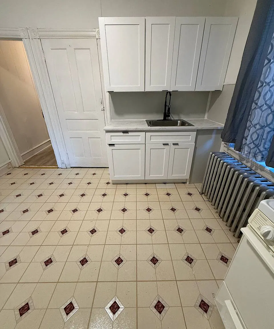 1 bed, 750 sqft, $1,200 — Photo 2