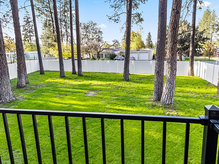 9511 E Archery Ave — Photo 16