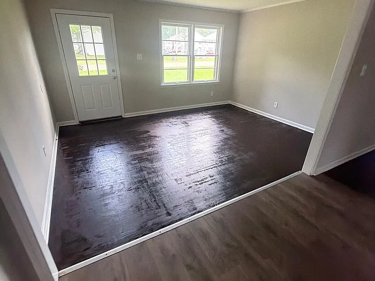 1228 Old Brighton Rd — Photo 10