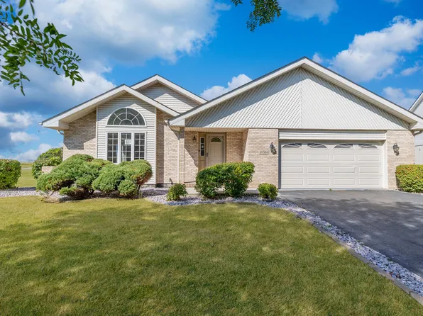20584 Bluestem Pkwy, Lynwood, IL 60411