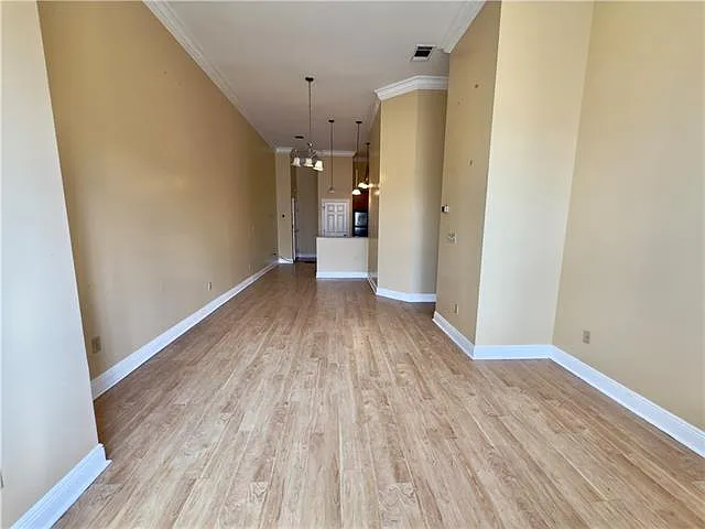 3100 Magazine St — Photo 13