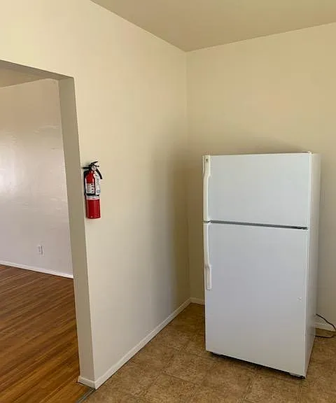 504 Princeton Dr SE #4 — Photo 6