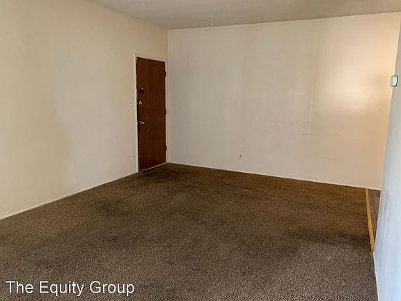 3rd image of 570 S Richmond Ave APT 3