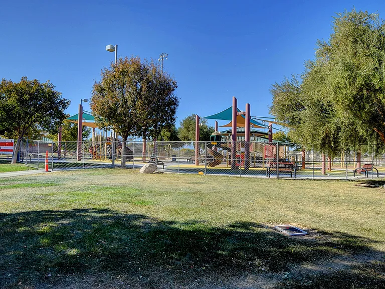 706 Eros Ct — Photo 48