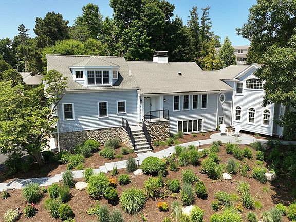 4th image of 20 Nichols Rd