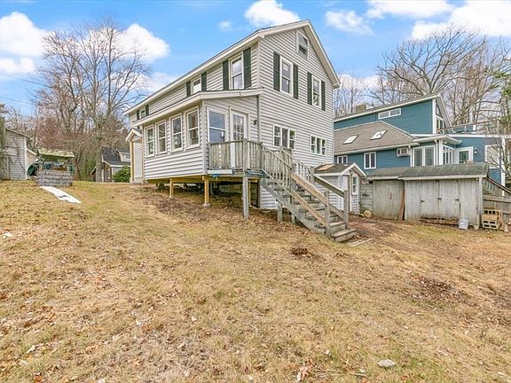 4th image of 12 Shore Rd