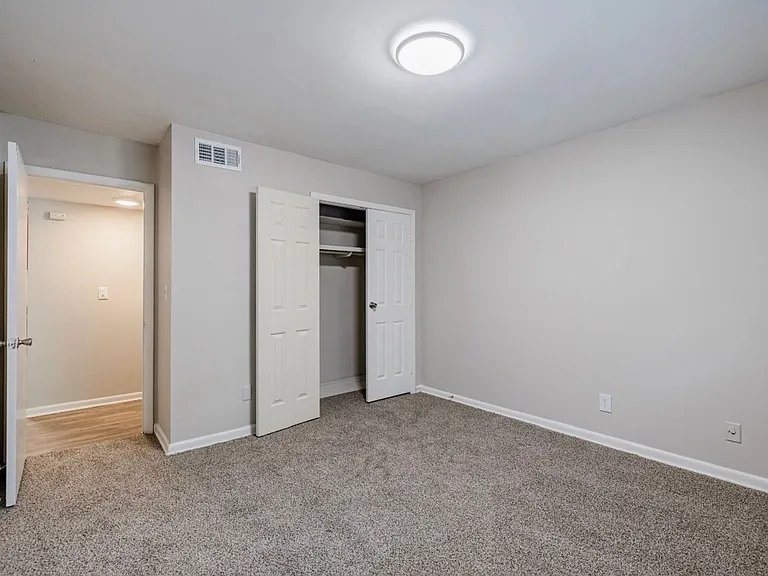 Modern Living in the Heart of Northlake — Photo 96