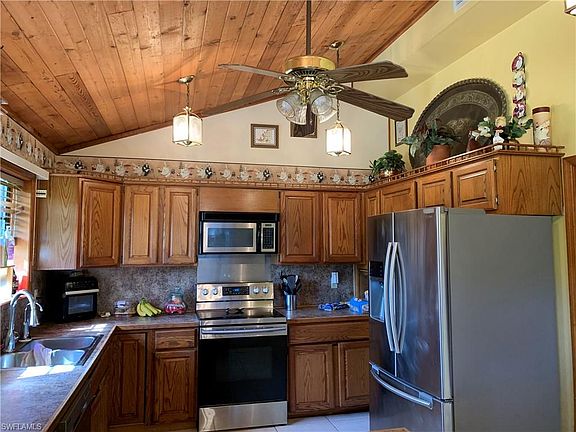 4th image of 15361 Sam Snead Ln