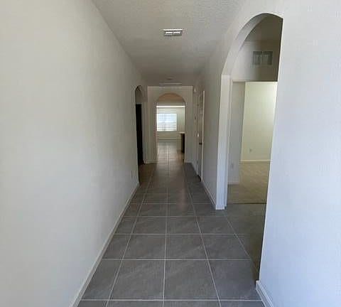 2nd image of 691 Londonderry Cir SE
