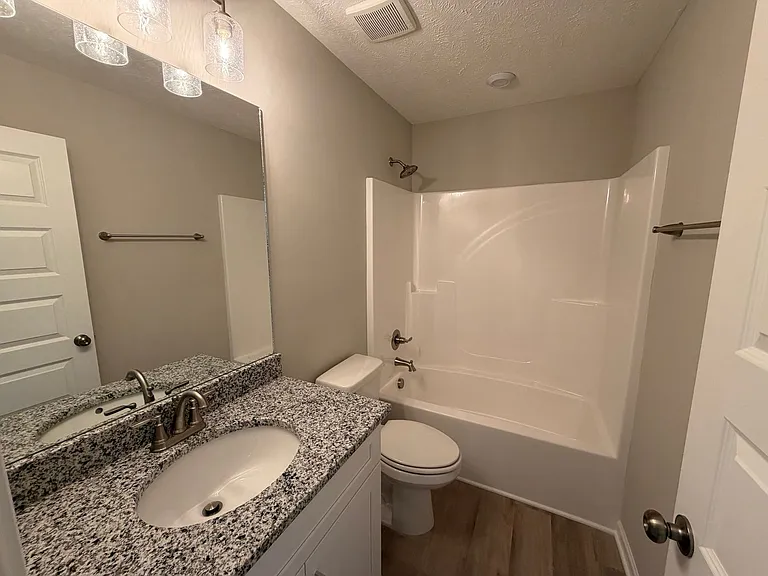 1850 Madison St #203 — Photo 11