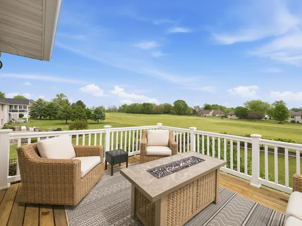 323 Wileman Dr, Edgerton, WI 53534