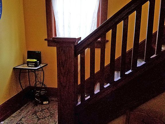 2nd image of 2337 E Johnson St #1