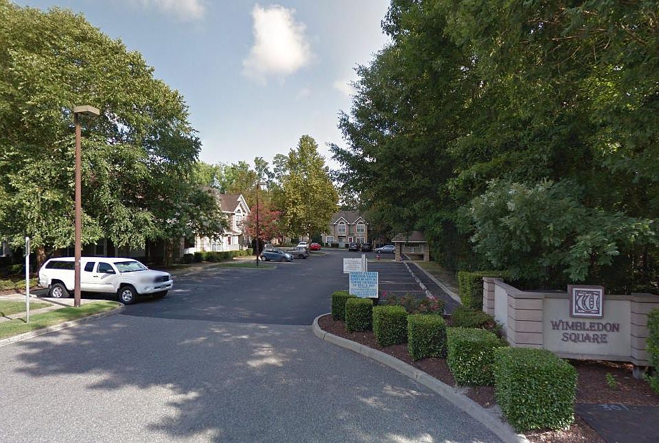 1st image of 312 Gainsborough Sq