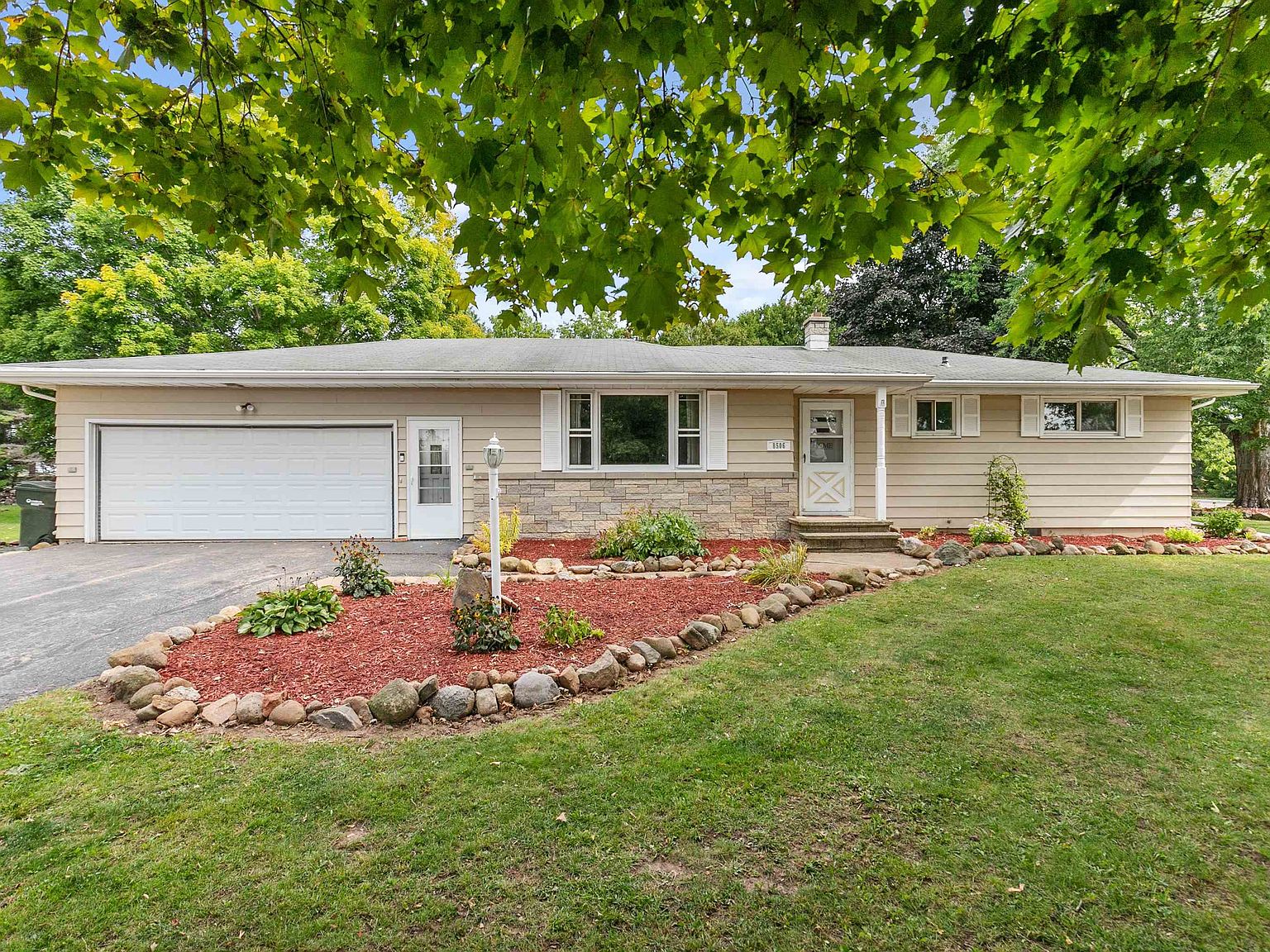 8506 Pioneer Rd, Larsen, WI 54947 MLS 50281784 Zillow