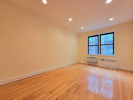 2nd image of 506 E 88th St #4T