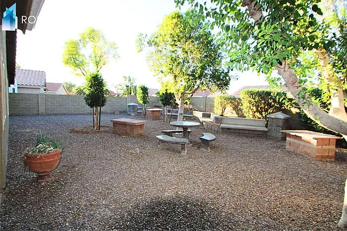 8736 W Lockland Ct — Photo 25