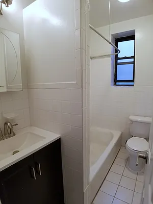 Rented by Oxford Property Group | media 6