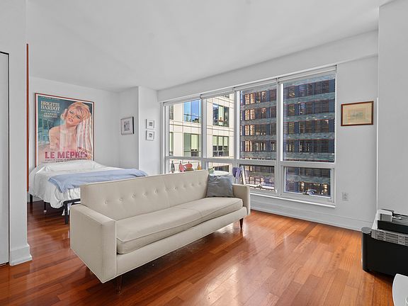 3rd image of 350 W 42nd St APT 11J