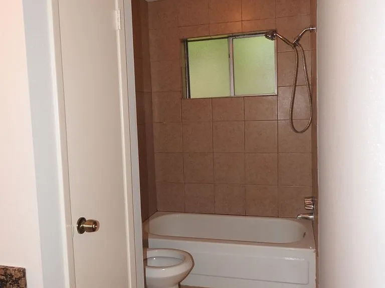 19902 Bishops Gate Ln — Photo 8
