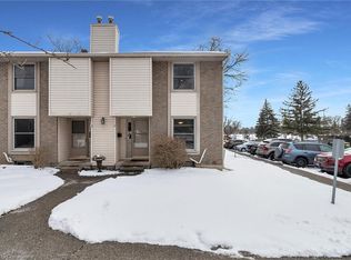 11 Grand River Blvd #9, Kitchener, ON N2A2T2