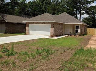 4126 Skyline Dr W, Mobile, AL 36609