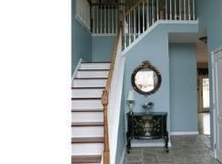 39 W Periwinkle Ln, Newark, DE 19711