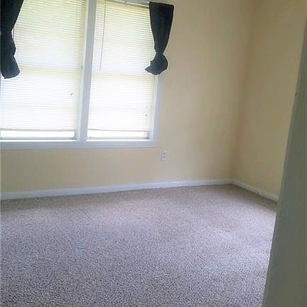 2nd image of 2008 Leon Dr