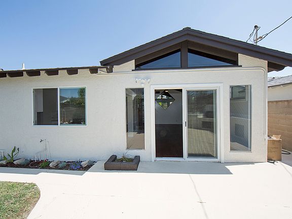 3rd image of 5021 Maricopa St
