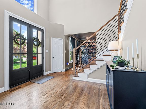 4th image of 708 Brixworth Blvd