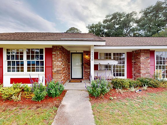2nd image of 2228 Plantation Drive