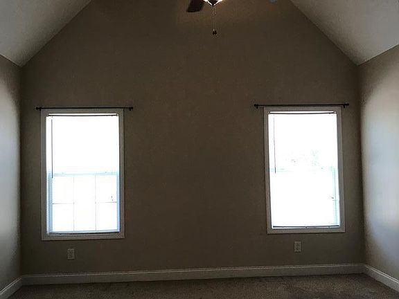 2nd image of 560 Windsong Dr