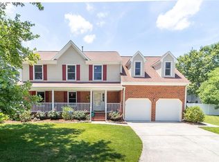 1004 Austenwood Ct, Chesapeake, VA 23322