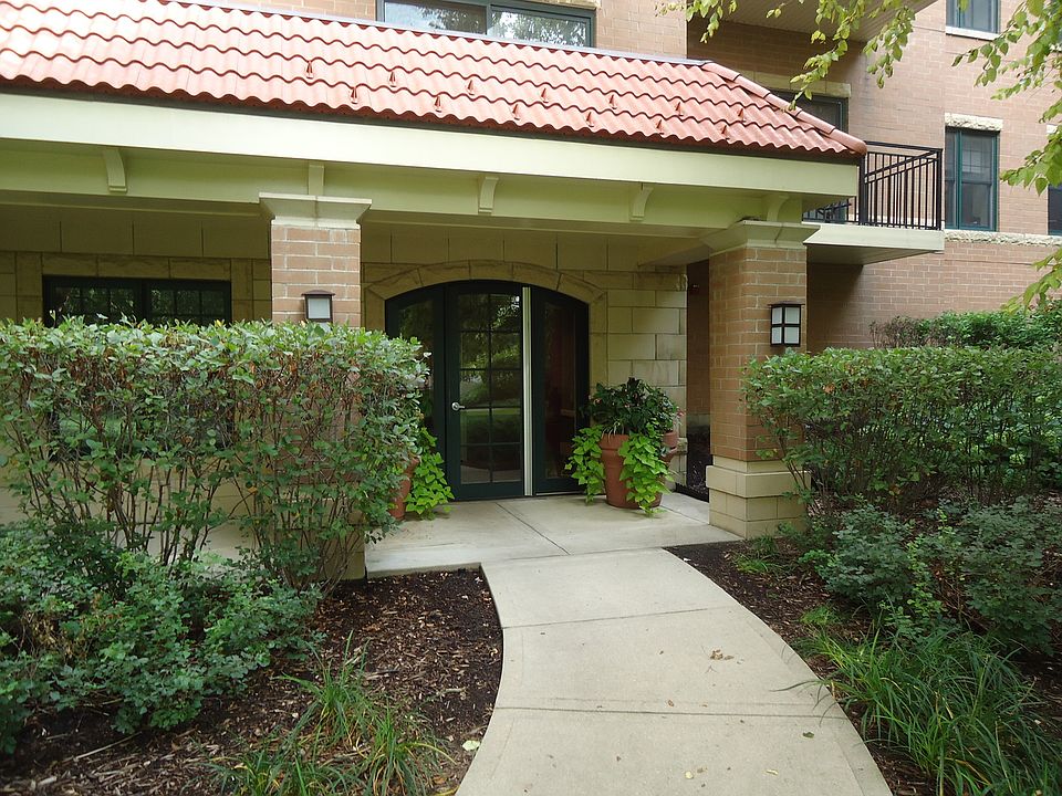 1st image of 5100 W 96th St APT 208