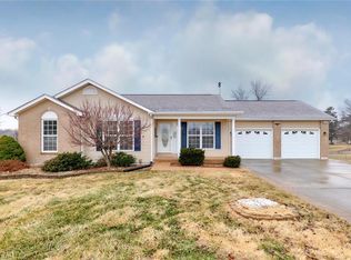 223 Allison Ln, Winfield, MO 63389