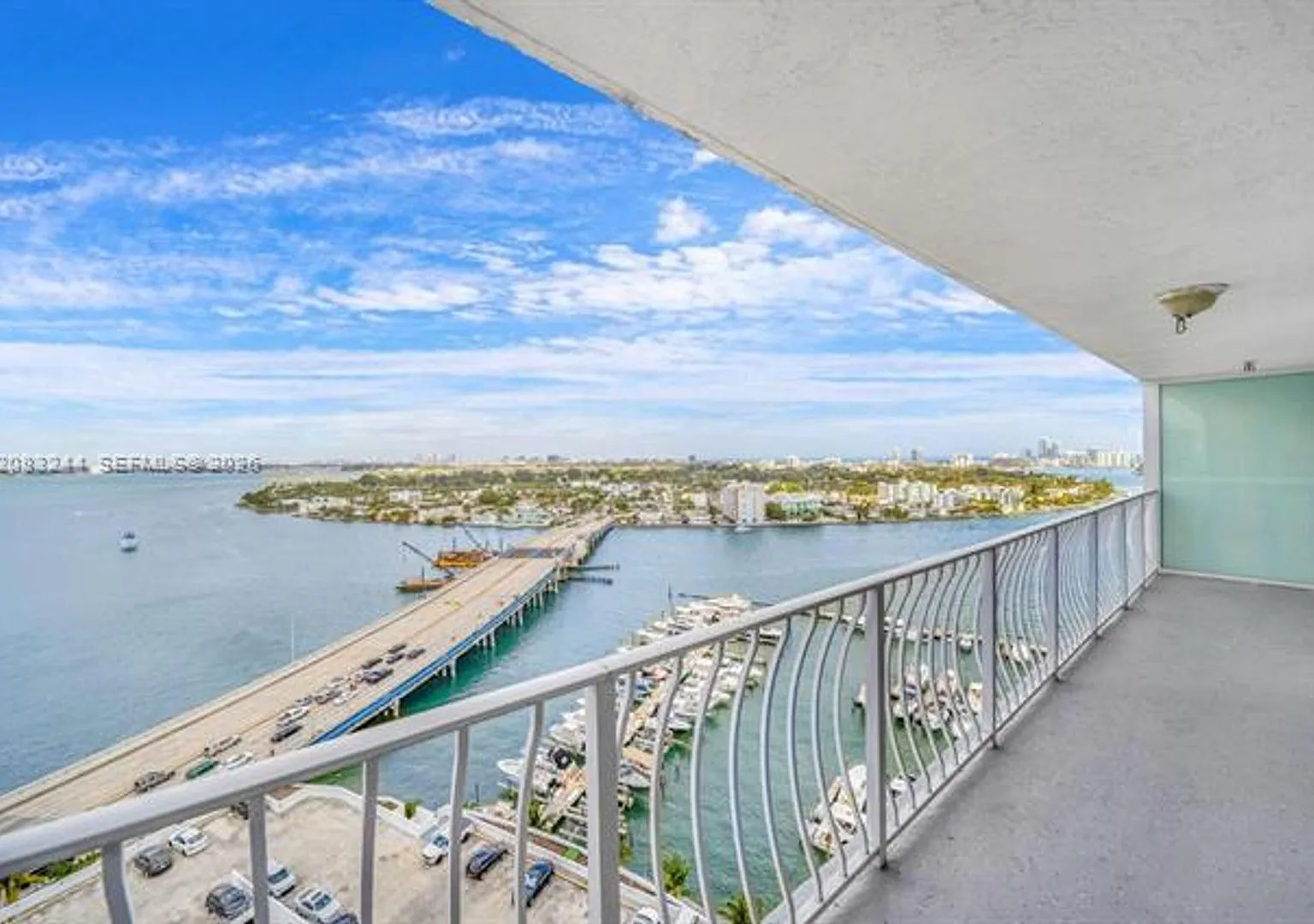7601 E Treasure Dr cu-2016, North Bay Village, FL 33141 — Photo 2