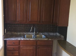 27 Farview Ave APT 2N, Danbury, CT 06810