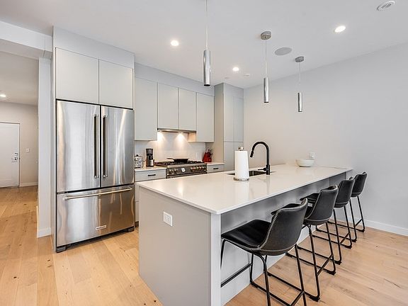 3rd image of 340 W 2nd St #3