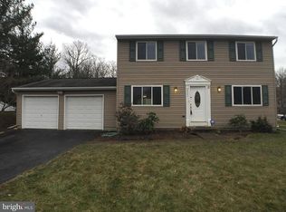 8301 Deep Valley Ct, Springfield, VA 22153