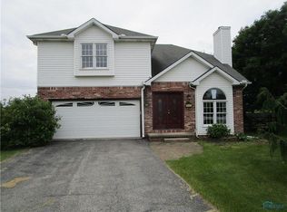 7401 Twin Lakes Rd, Perrysburg, OH 43551