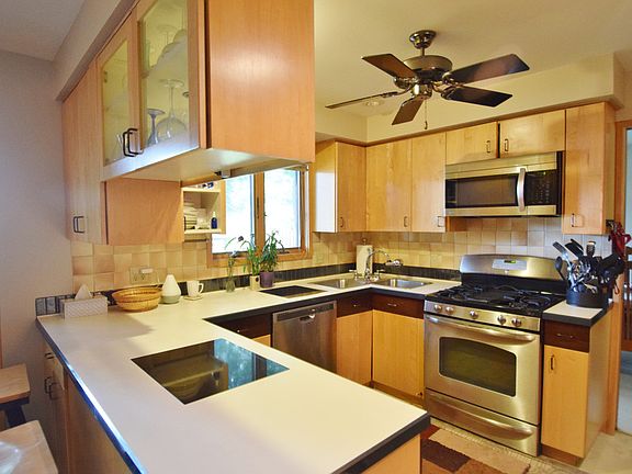 4th image of 2605 Dilloway Dr