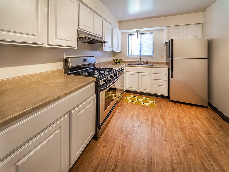 Brockton Apartments & Townhomes — Photo 17